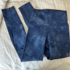 Lululemon Wunderunder blue tie die leggings